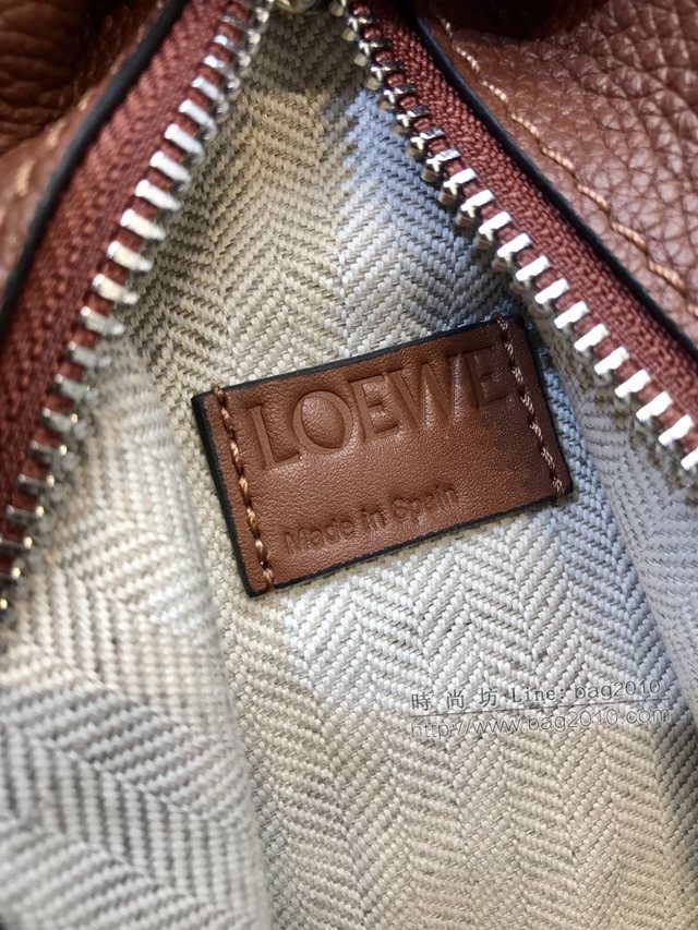 LOEWE情侶款包包 羅意威Anton Backpack 羅意威單肩斜挎胸包 10252  tcl1414
